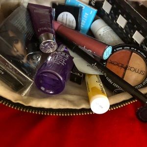 Random Ipsy surprise box of 10 makeup and creams